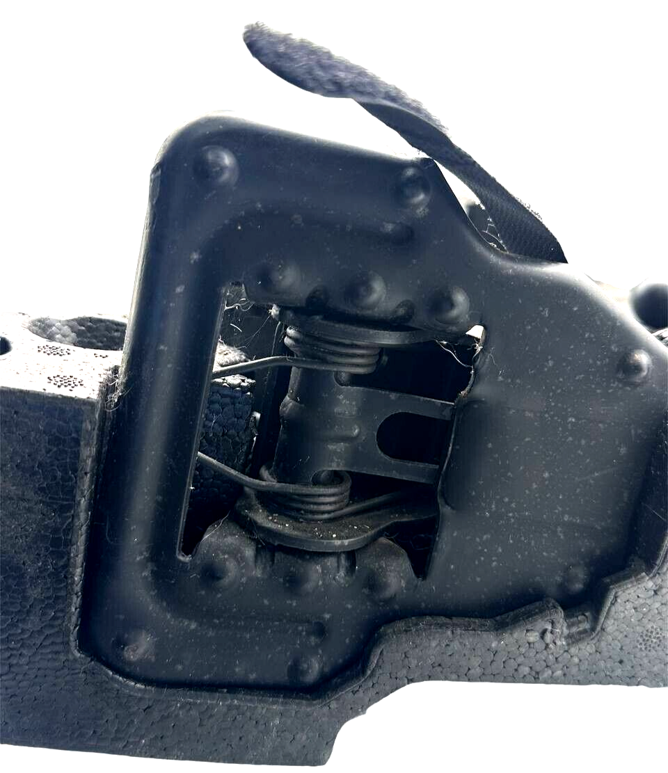 2007-2015 AUDI Q7 - JACK W/ Housing 7L0011031H - GOODSZON Discount Store