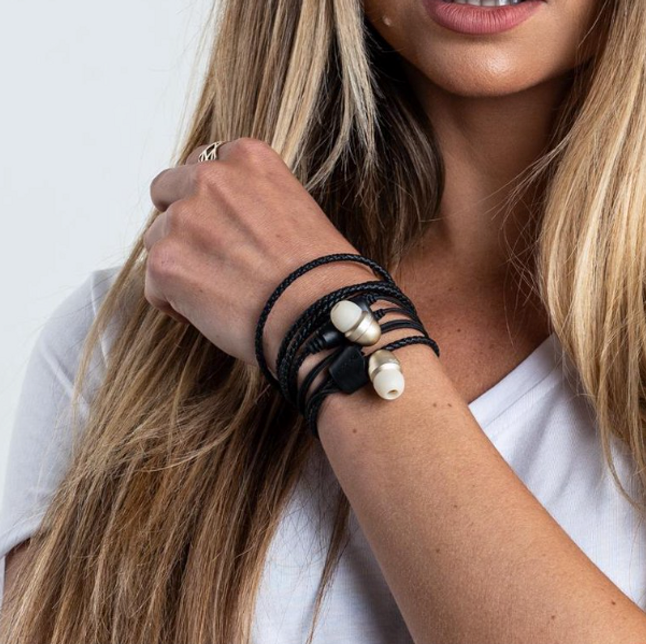 Wraps Core In-Ear Headphones with Microphone - GOODSZON Discount Store