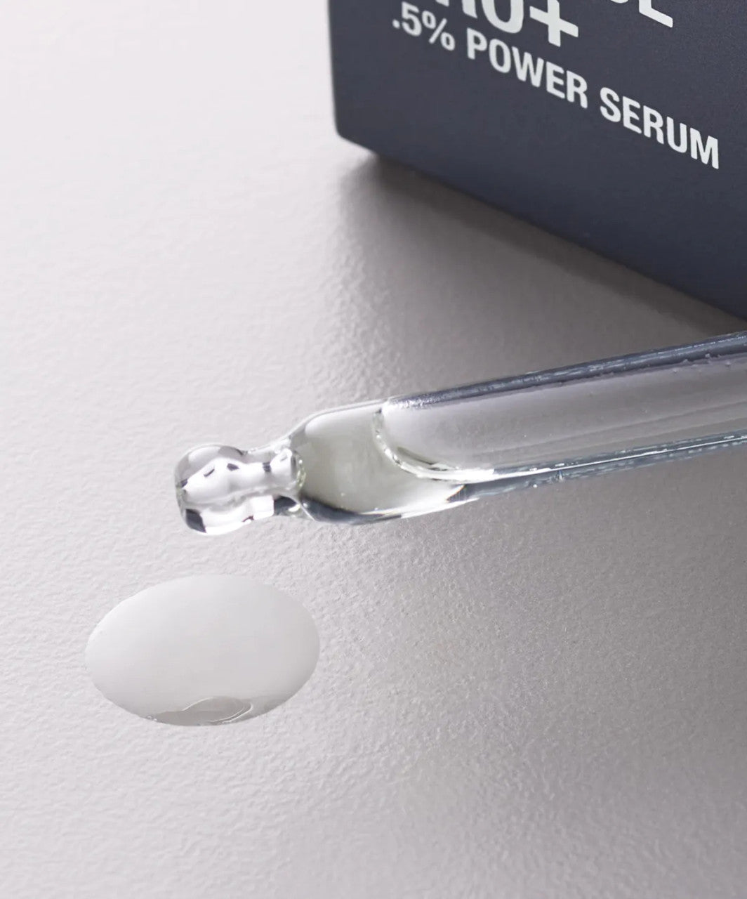 Neutrogena Rapid Wrinkle Repair Retinol Pro+.5% Power Serum, 1 fl. oz - GOODSZON Discount Store