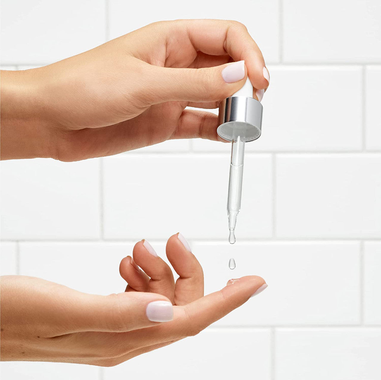 L'Oreal Paris Revitalift Pure Glycolic Acid Face Serum, 1 fl oz - GOODSZON Discount Store