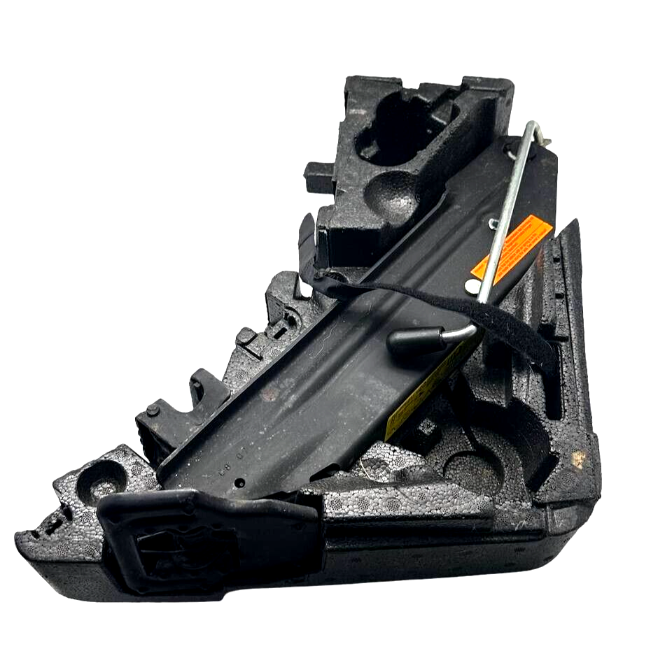 2007-2015 AUDI Q7 - JACK W/ Housing 7L0011031H - GOODSZON Discount Store